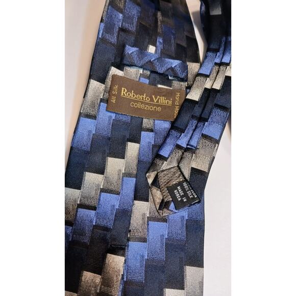 Roberto Villini 100% Silk Men's Blue Gray Geometric Necktie 58" x 4" - Picture 2 of 2